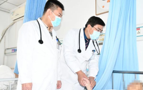 与传统治疗模式不同